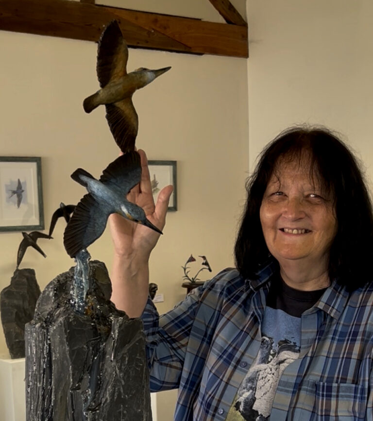 sculptress JOEL and the award winning Kingfisher bronze sculpture